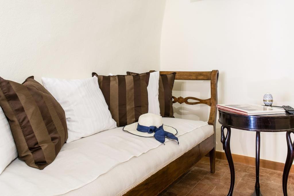 Lyon Apartment Anfiteatro Square, ลุคคา ภายนอก รูปภาพ